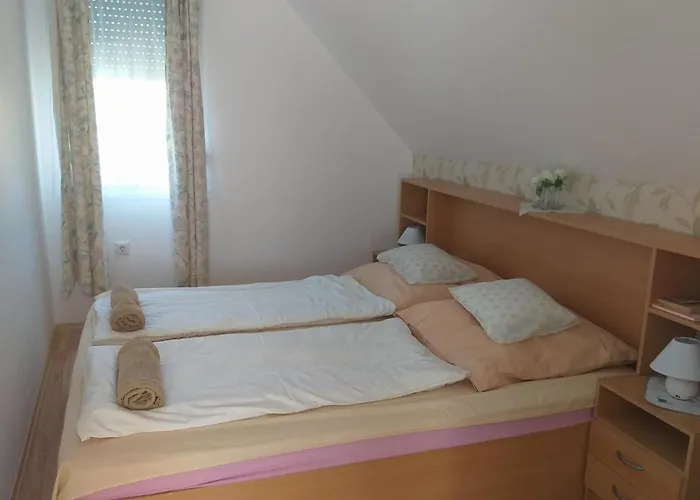 בית נופש Ifjusag Nyaralo *