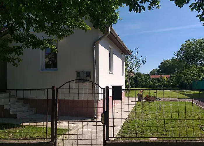 Ifjusag Nyaralo Poroszló